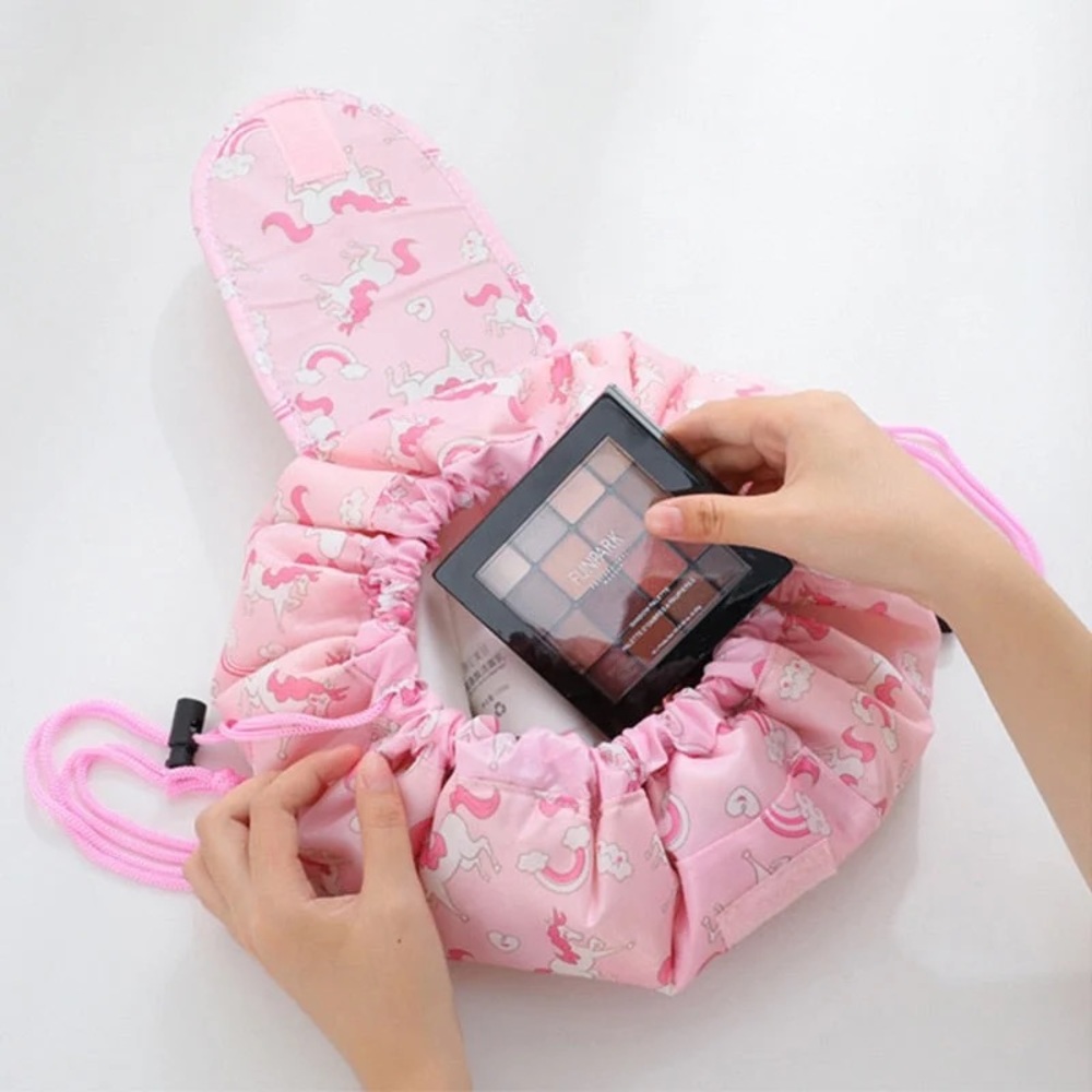 NWOT Cosmetics pouch